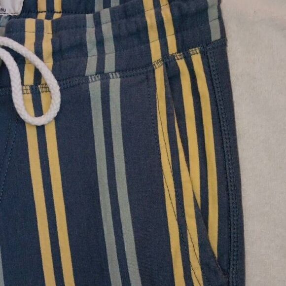 Free Planet Drawstring Shorts Women's Size Medium  Inseam 6.5" Length from waist - Picture 7 of 7